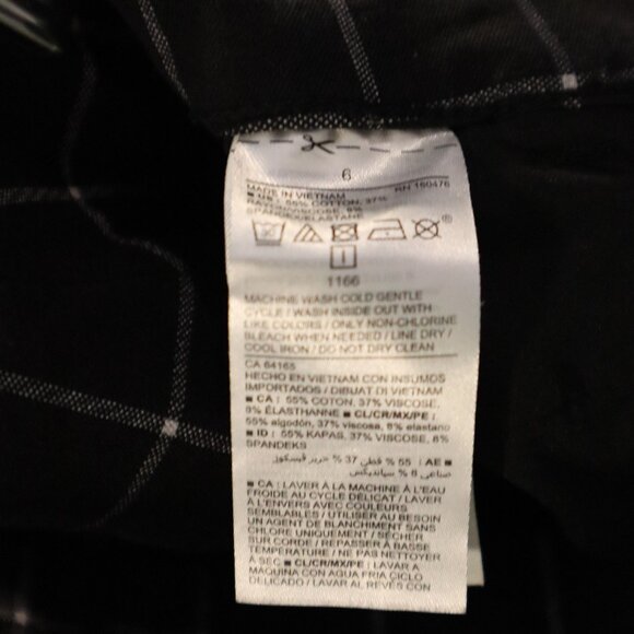 Old Navy Pixie High Rise Black & White Windowpane Pants With Secret-Slim Pockets - Picture 6 of 11